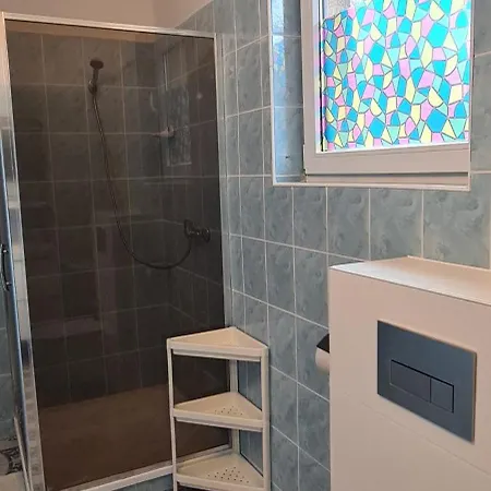 W Otoczeniu Natury - Bezplatny Parking Apartamento