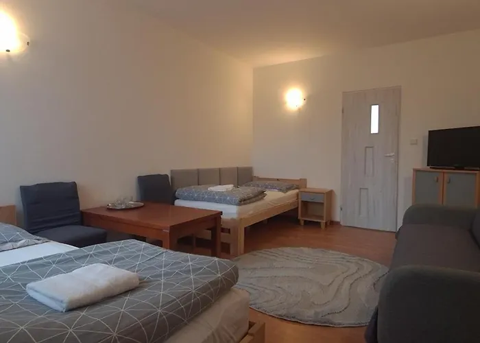 Apartmán W Otoczeniu Natury - Bezplatny Parking