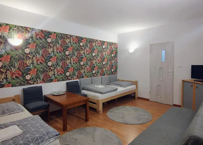 Apartmán W Otoczeniu Natury - Bezplatny Parking *